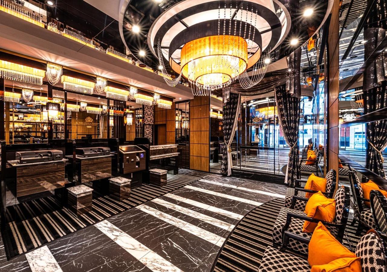 פוקואוקה Apa Hotel & Resort Hakata Ekihigashi מראה חיצוני תמונה